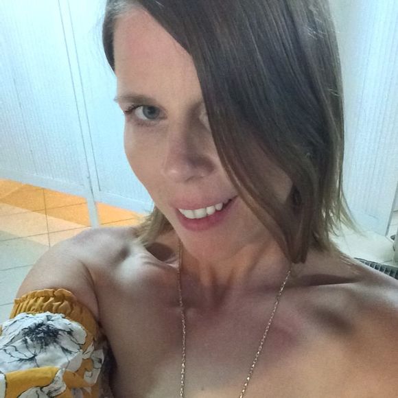 Meet your Posher, Sara - Picture 1 of 1